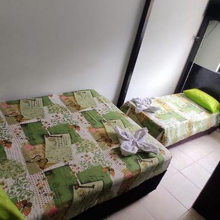 El Amanercer Parque Del Agua Residencia Muy Central Hotel Manizales Kültér fotó
