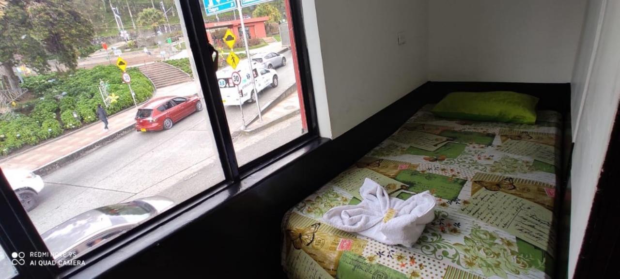 El Amanercer Parque Del Agua Residencia Muy Central Hotel Manizales Kültér fotó